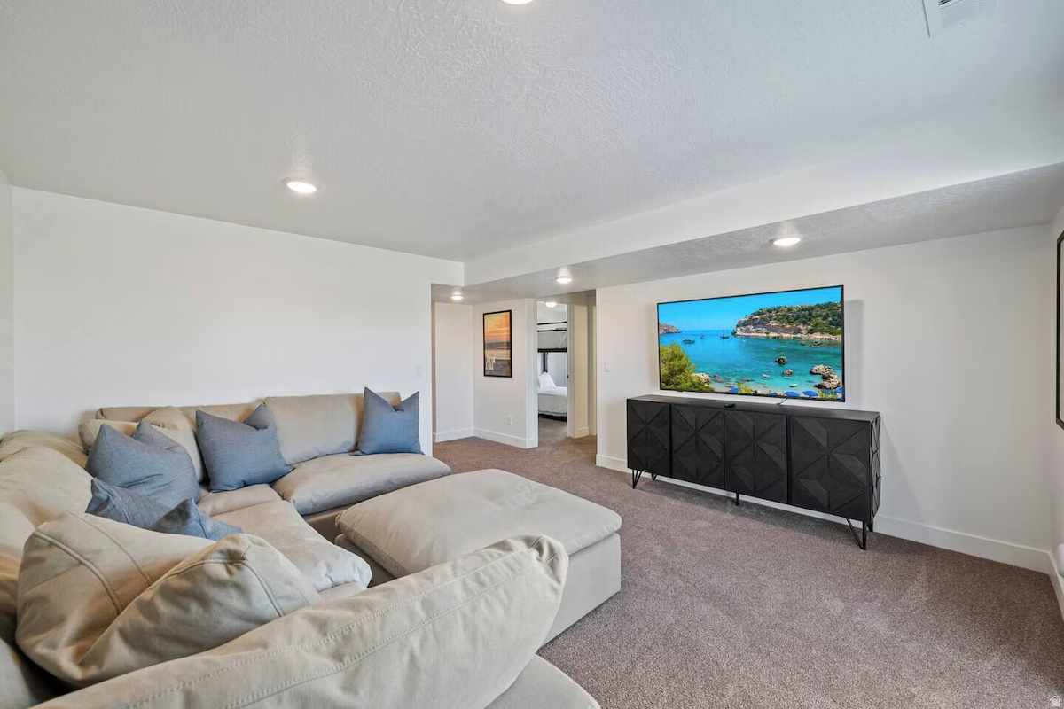 LIGHT HOUSE PT. - Residential