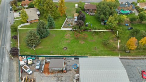 Photo of 433 N LOCUST AVE, Lindon, UT 84042 (MLS # 2142245)