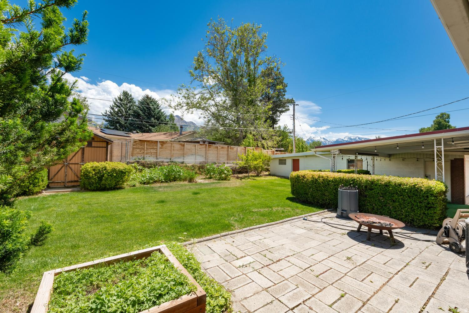 FULLER GARDEN - Residential