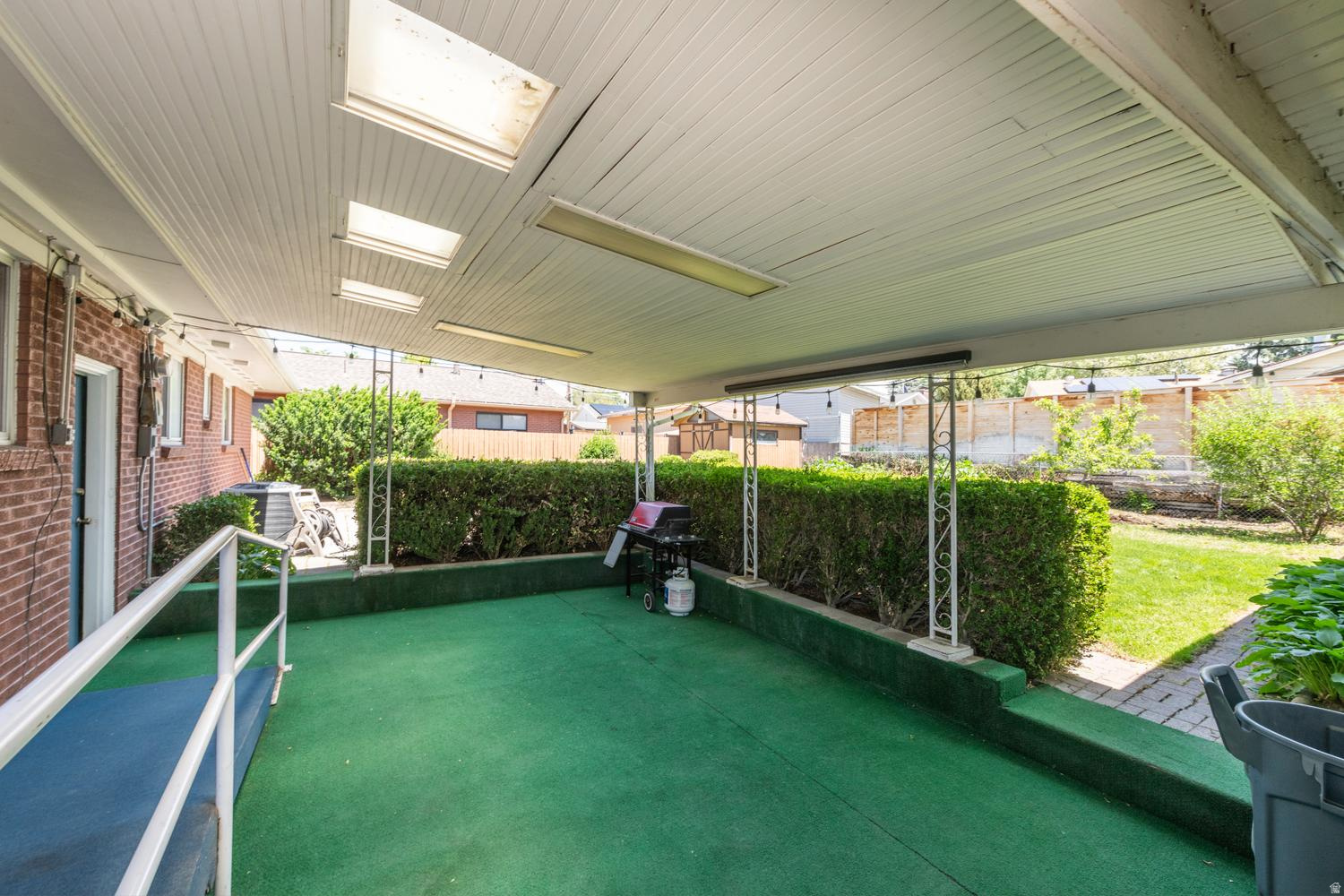 FULLER GARDEN - Residential