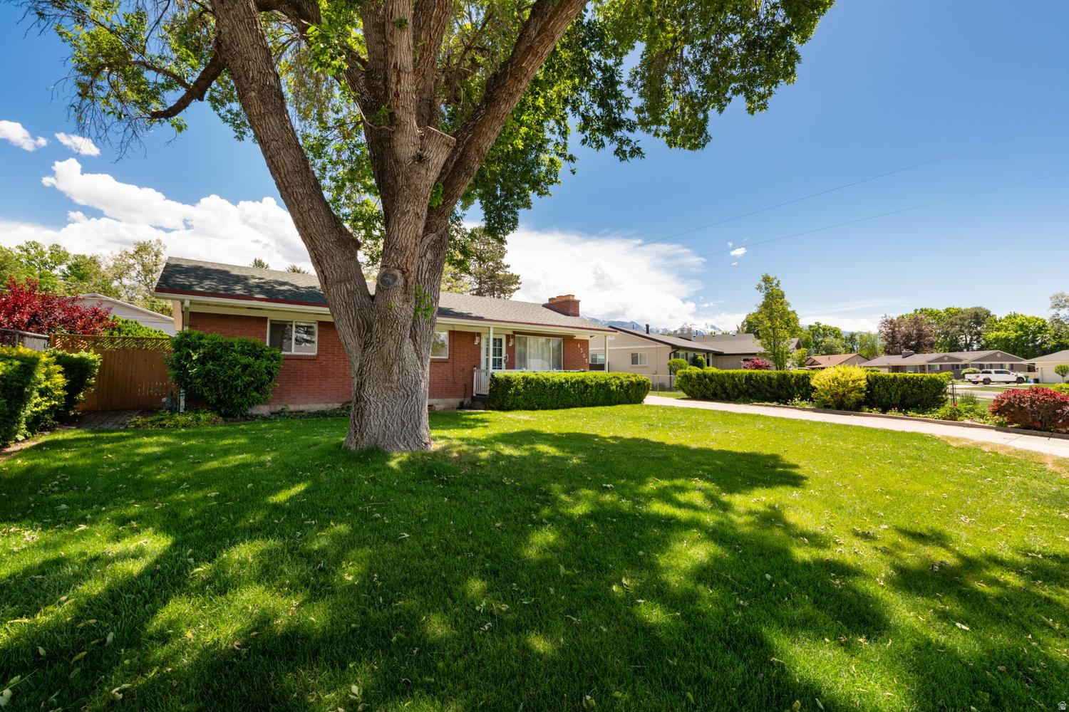 FULLER GARDEN - Residential