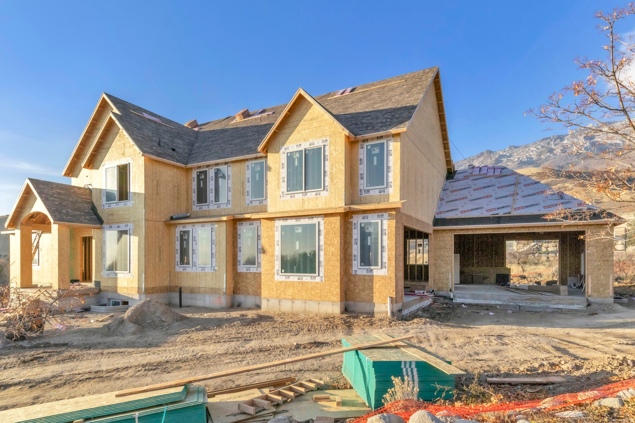 ALPINE COVE - Residential