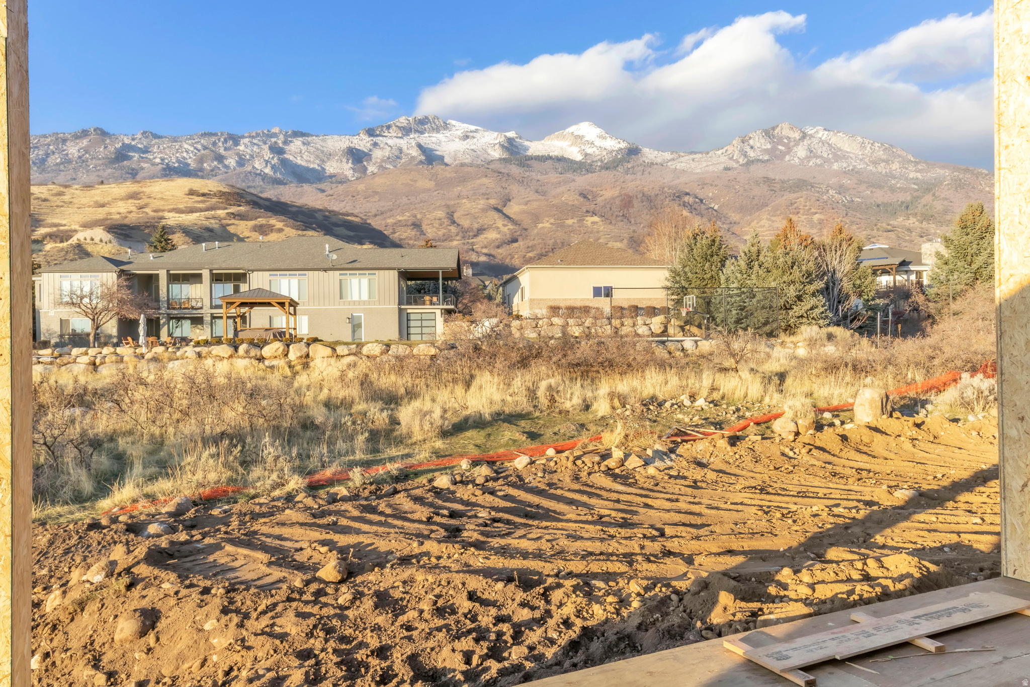 ALPINE COVE - Residential