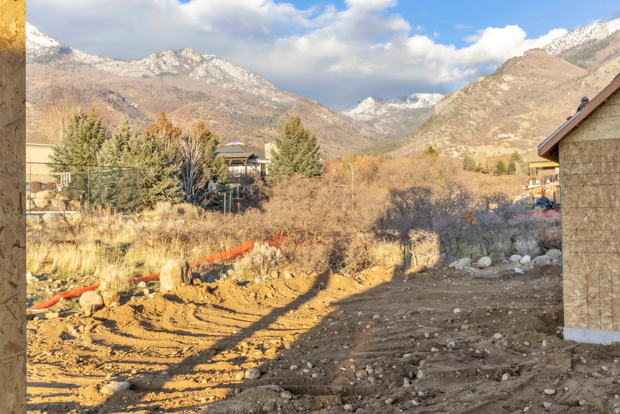 ALPINE COVE - Residential