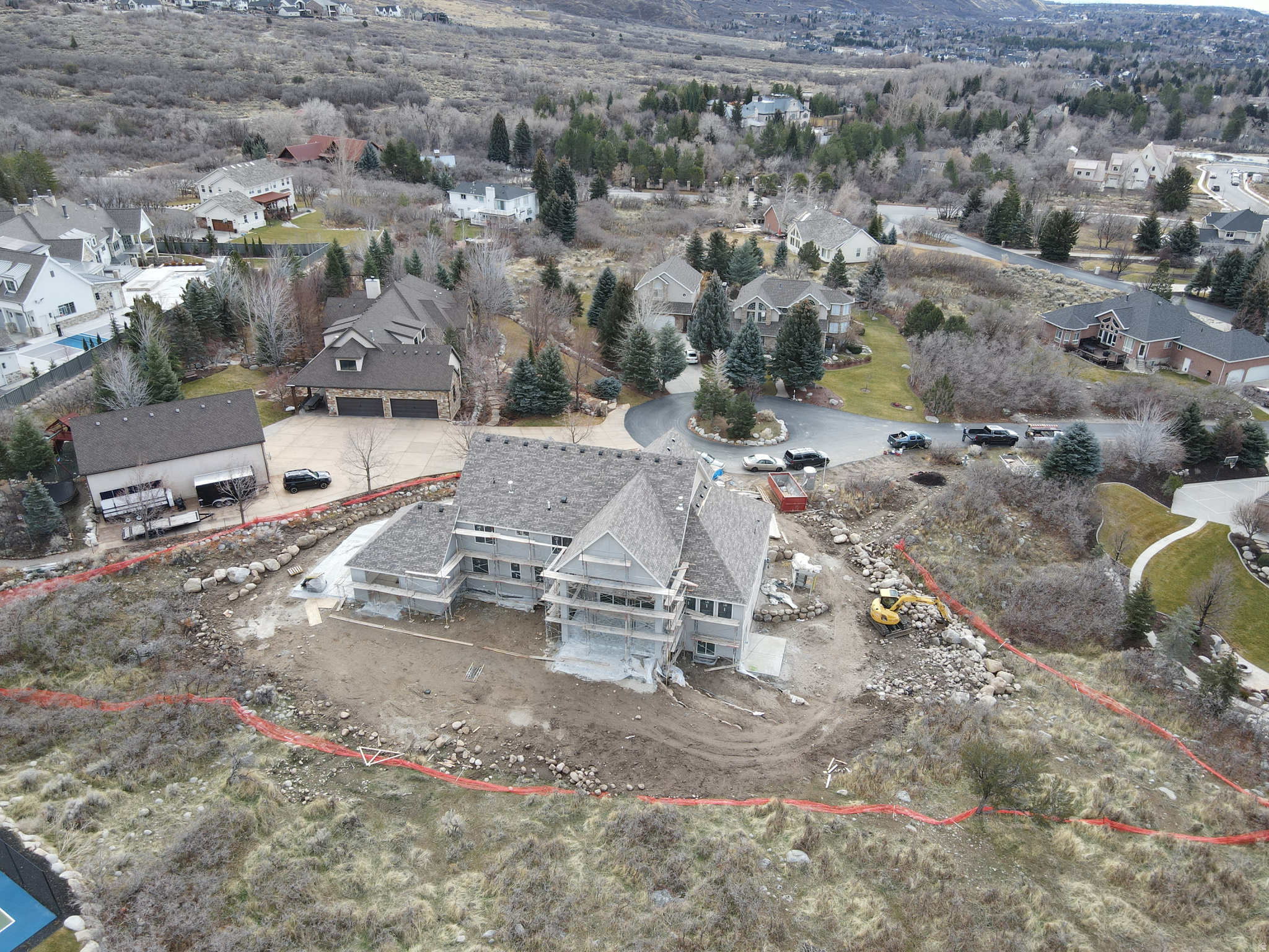 ALPINE COVE - Residential