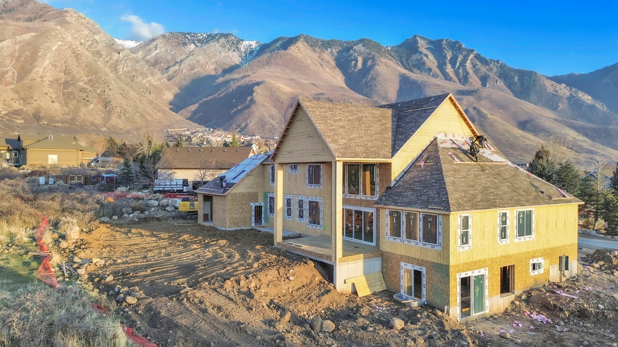 ALPINE COVE - Residential