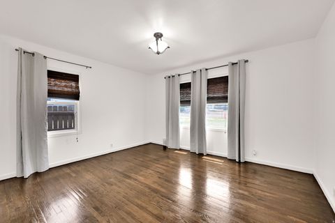 Tiny photo for 266 E CHIMES VIEW DR, South Ogden, UT 84405 (MLS # 2161212)