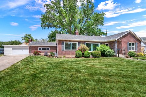 Tiny photo for 266 E CHIMES VIEW DR, South Ogden, UT 84405 (MLS # 2161212)