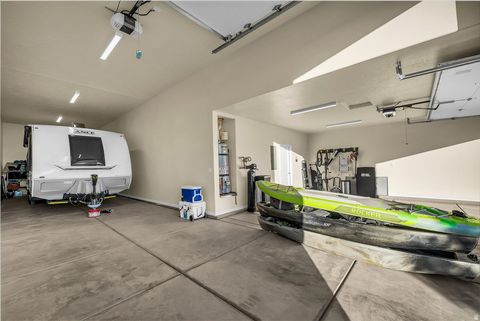 Tiny photo for 4648 W 3080 S, Hurricane, UT 84737 (MLS # 2126931)