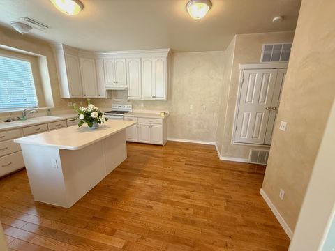 Tiny photo for 9518 N 4500 W, Cedar Hills, UT 84062 (MLS # 2151719)
