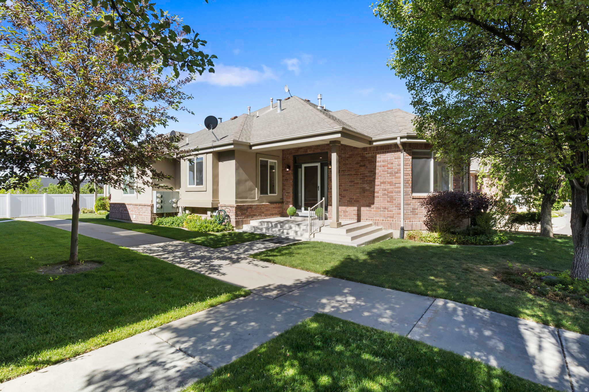 BRIDGESTONE - Residential
