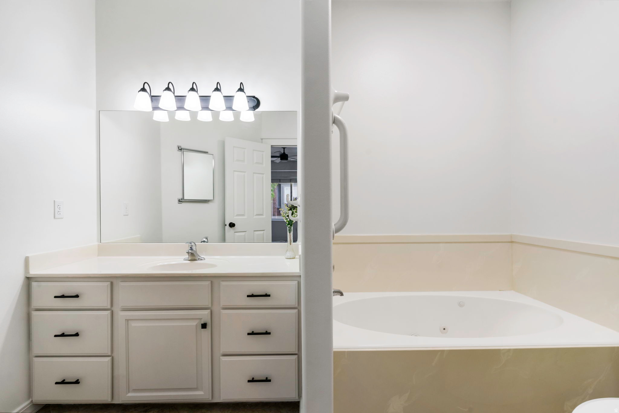 BRIDGESTONE - Residential