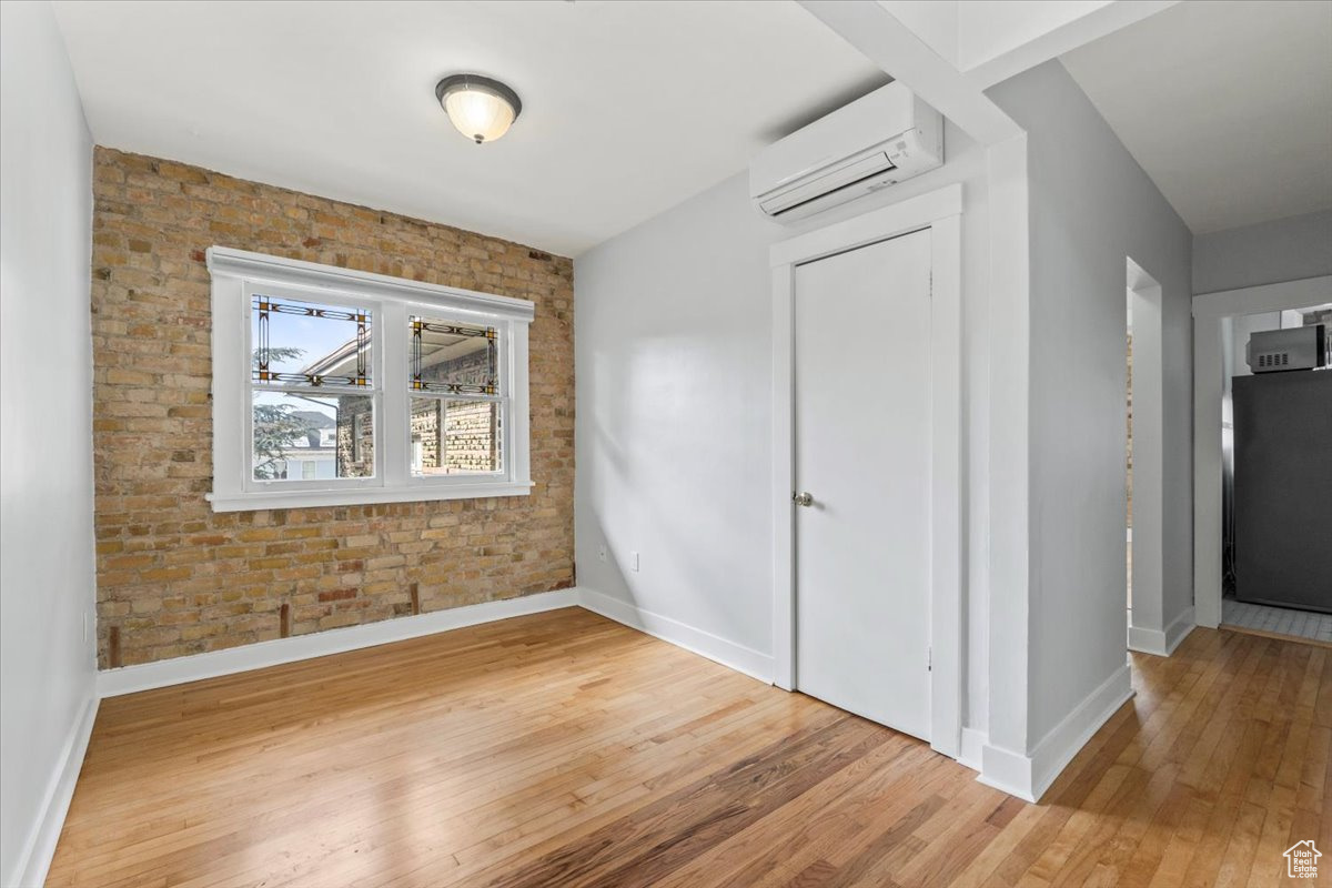 CAITHNESS CONDOMINIUM - Residential