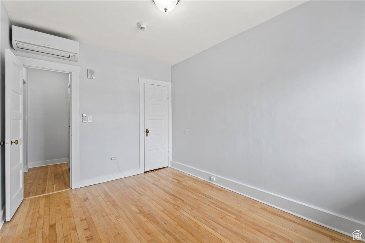 CAITHNESS CONDOMINIUM - Residential