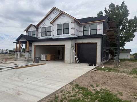 Tiny photo for 3032 W SOLACE ST, Syracuse, UT 84075 (MLS # 2156463)