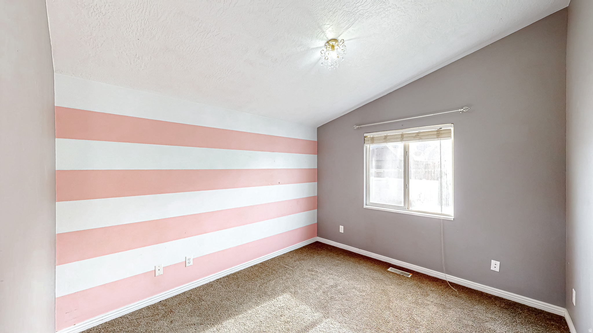 ROCK COVE - Residential