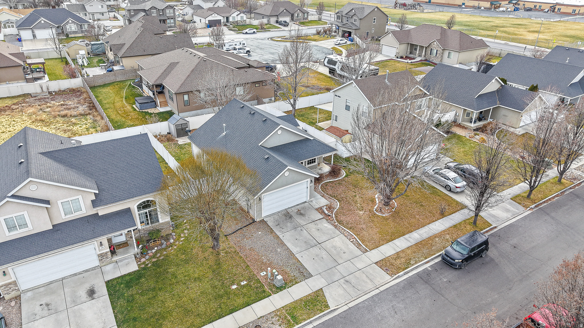 ROCK COVE - Residential