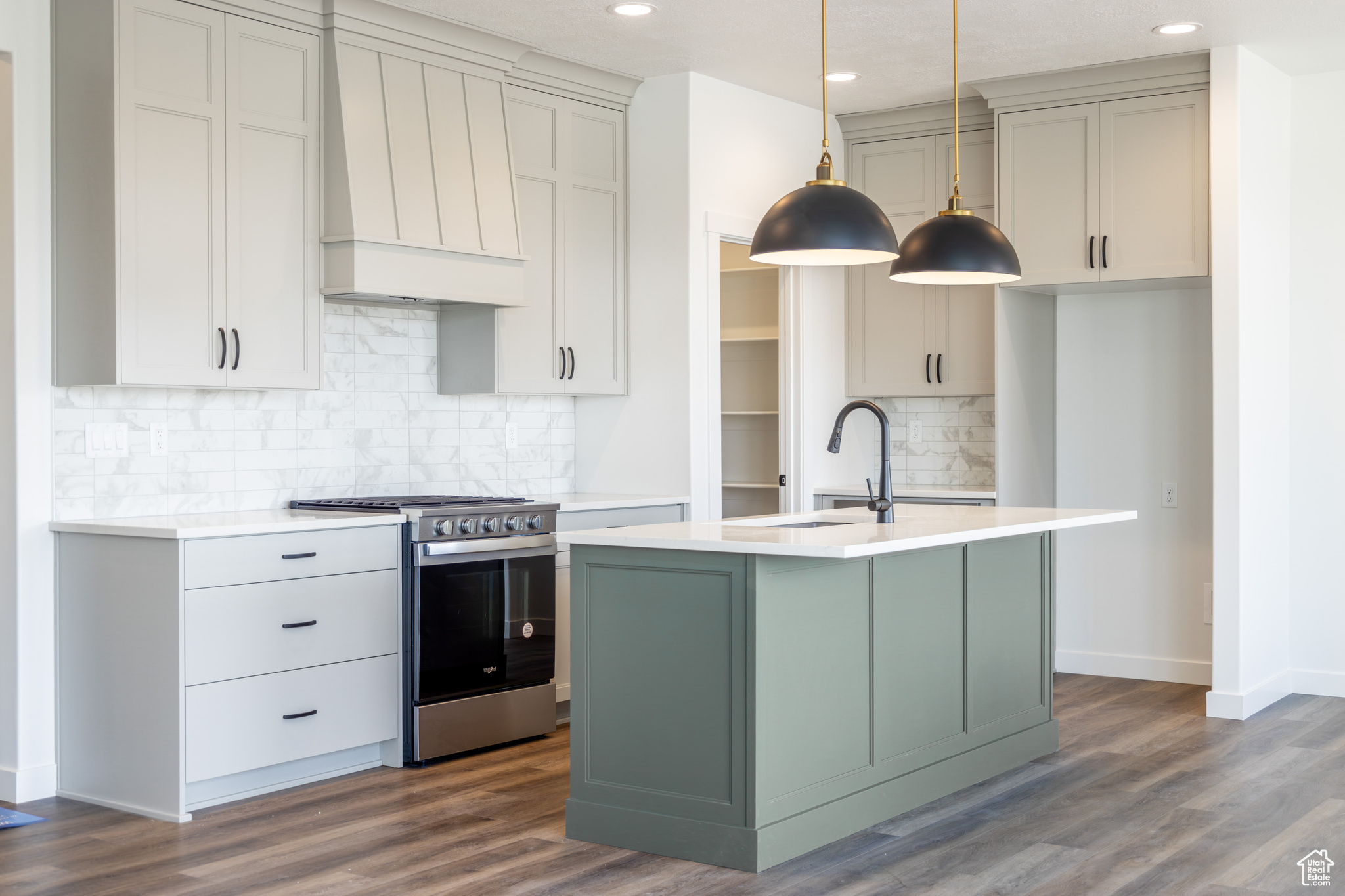 RIVERBEND FARMS - Residential