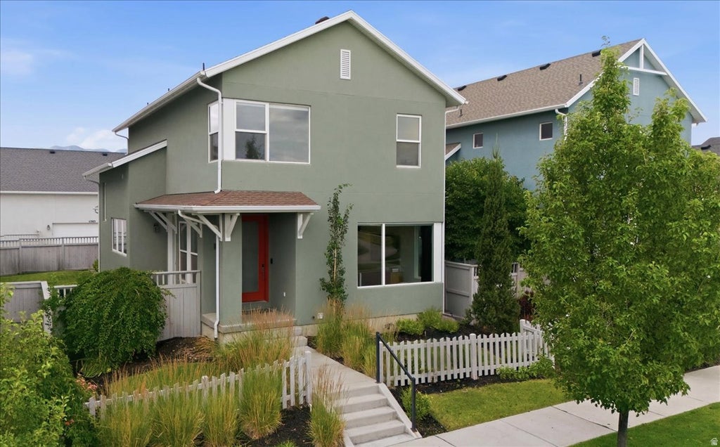 Photo of 11364 S RED CARDINAL WAY, South Jordan, UT 84009 (MLS # 2170371)