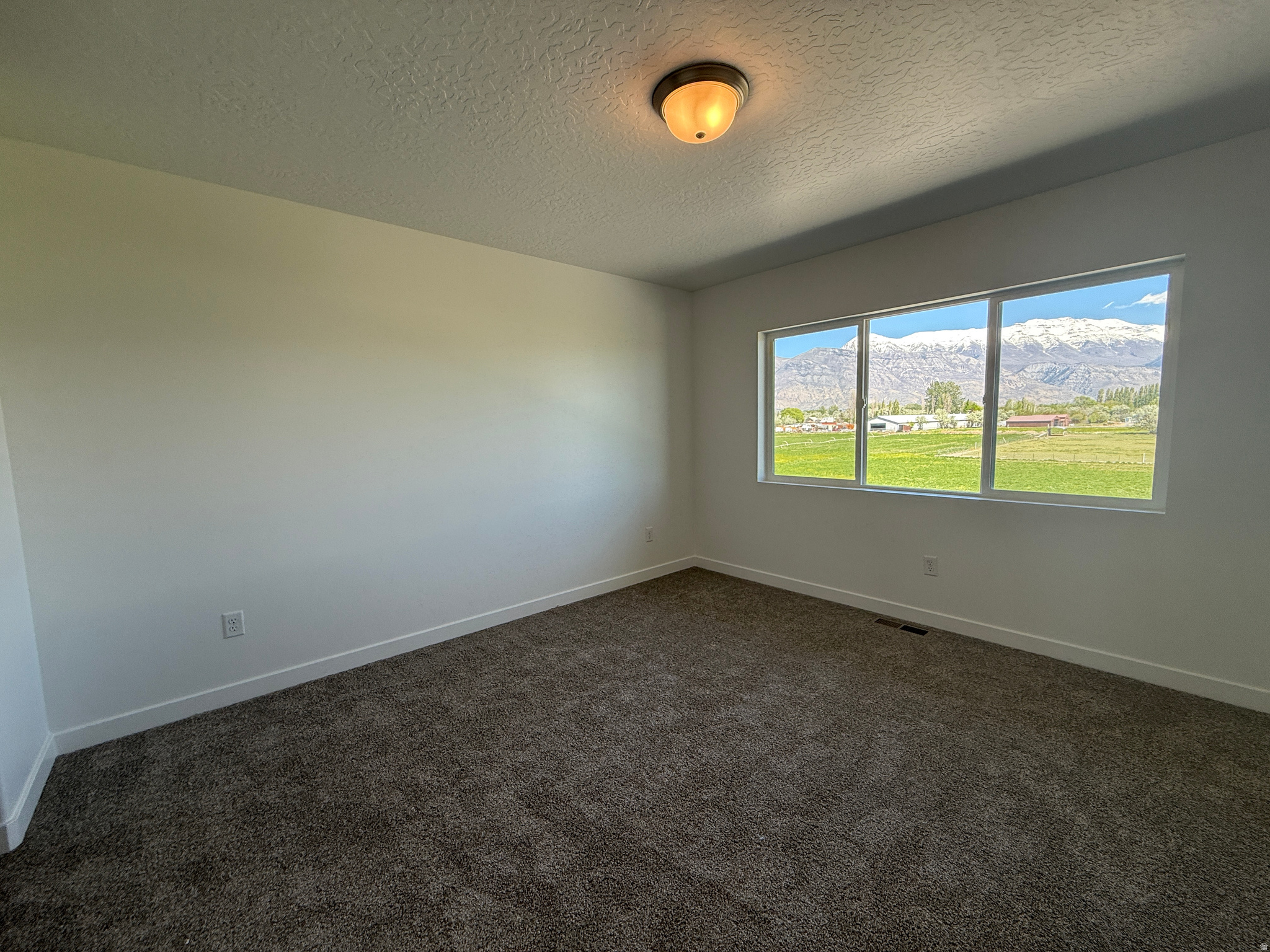 MEADOWBROOK - Residential