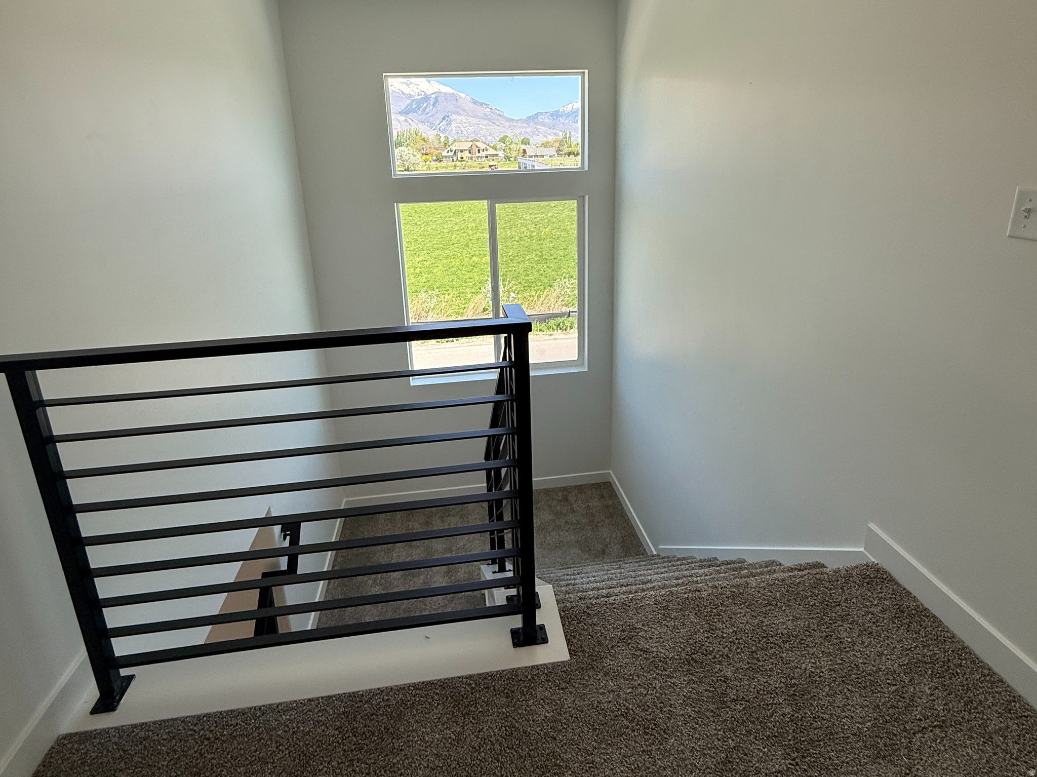 MEADOWBROOK - Residential