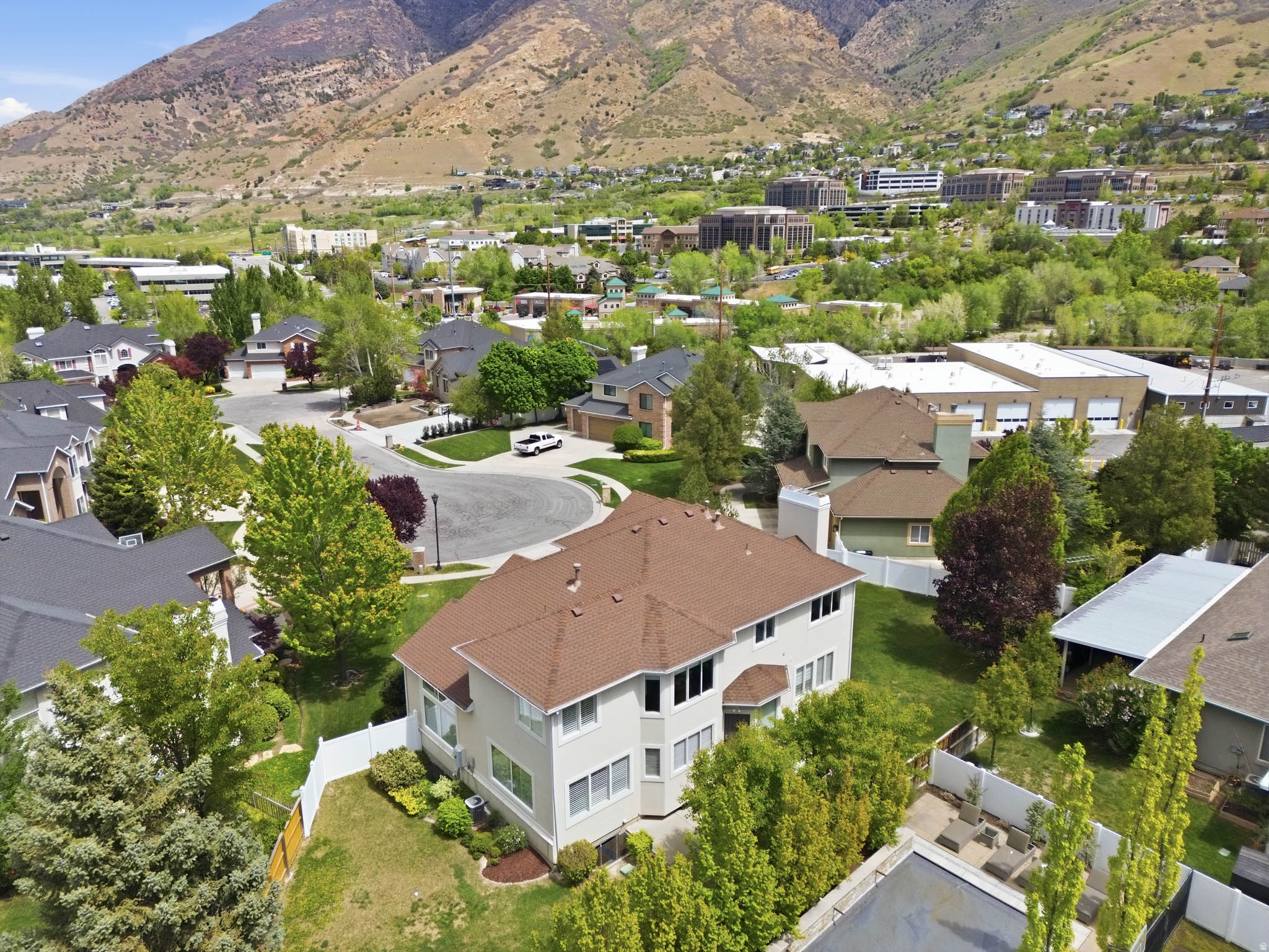 OVERLOOK - Residential