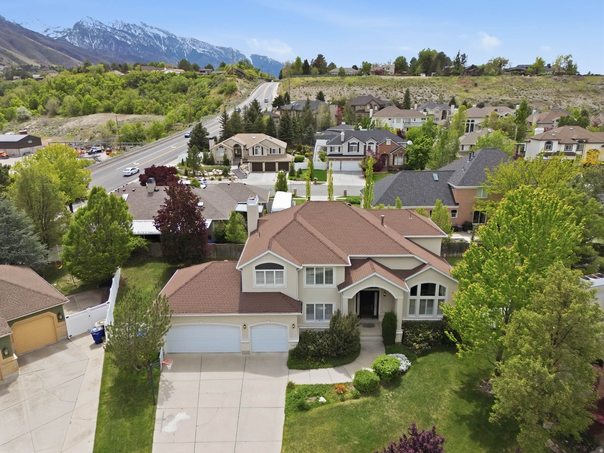 OVERLOOK - Residential