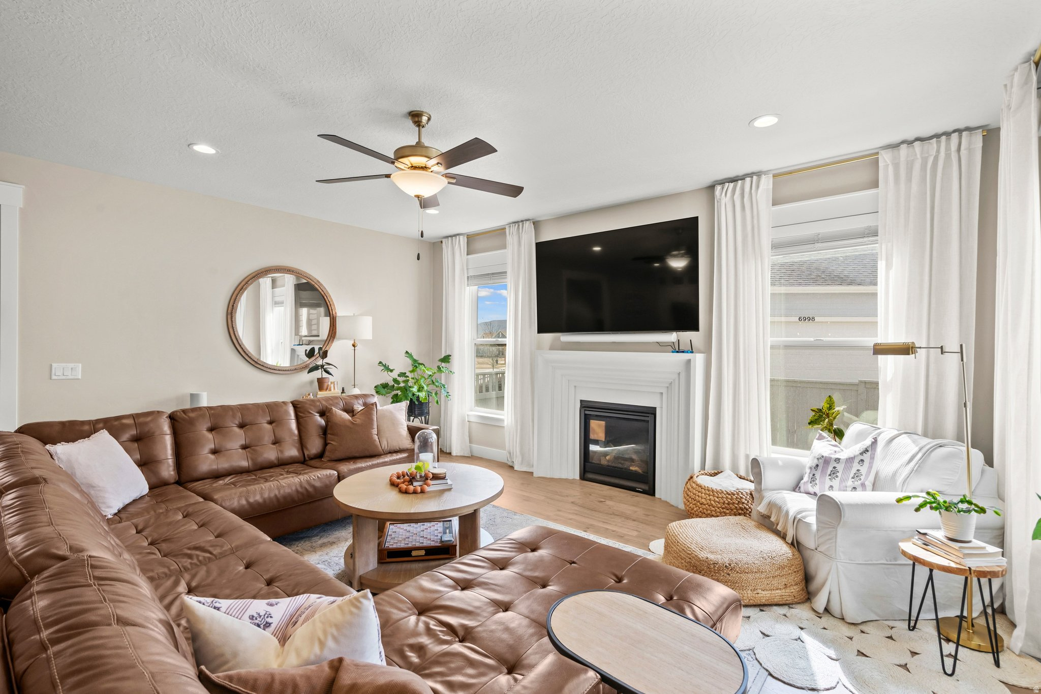 DAYBREAK - Residential