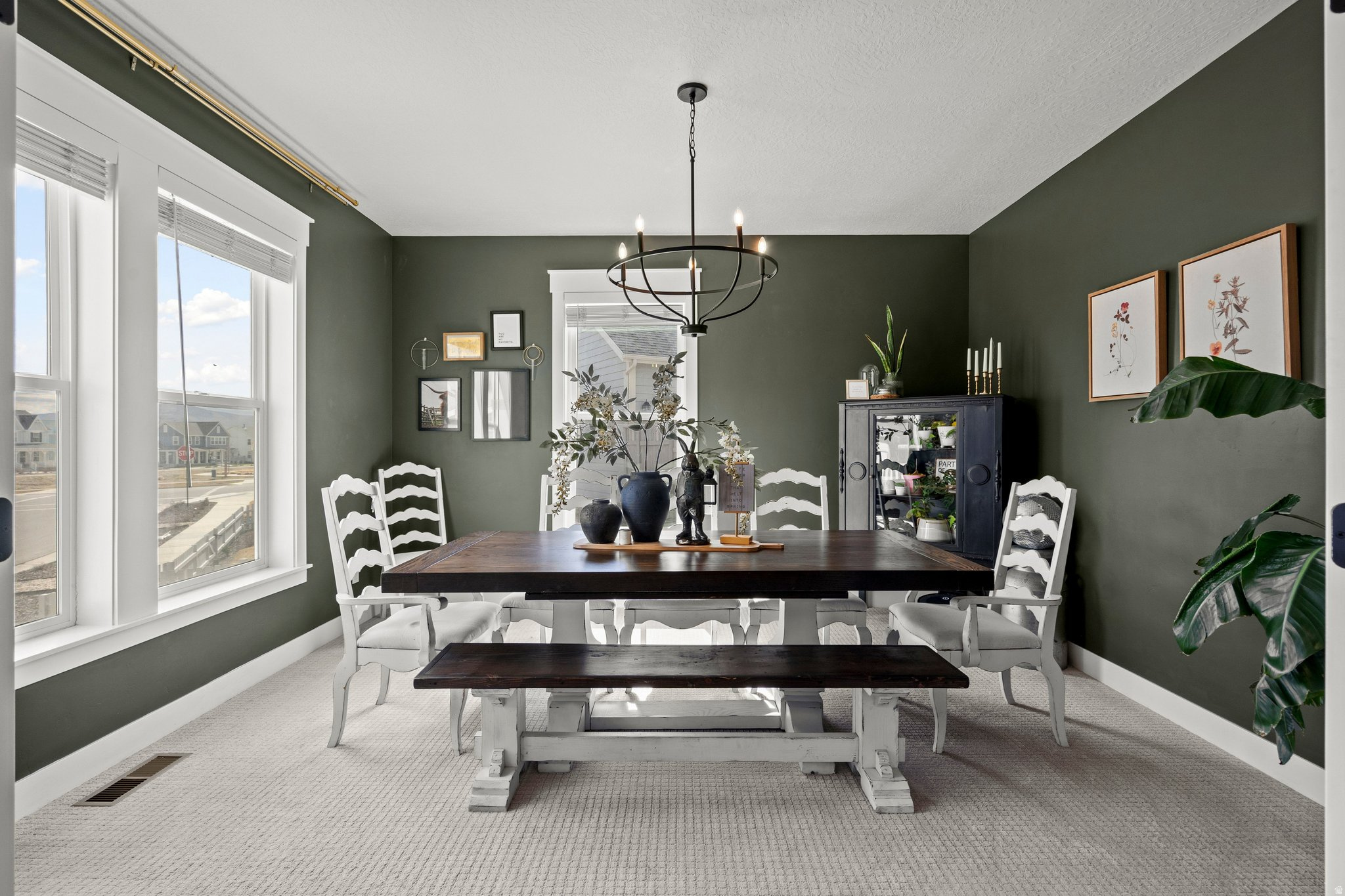 DAYBREAK - Residential