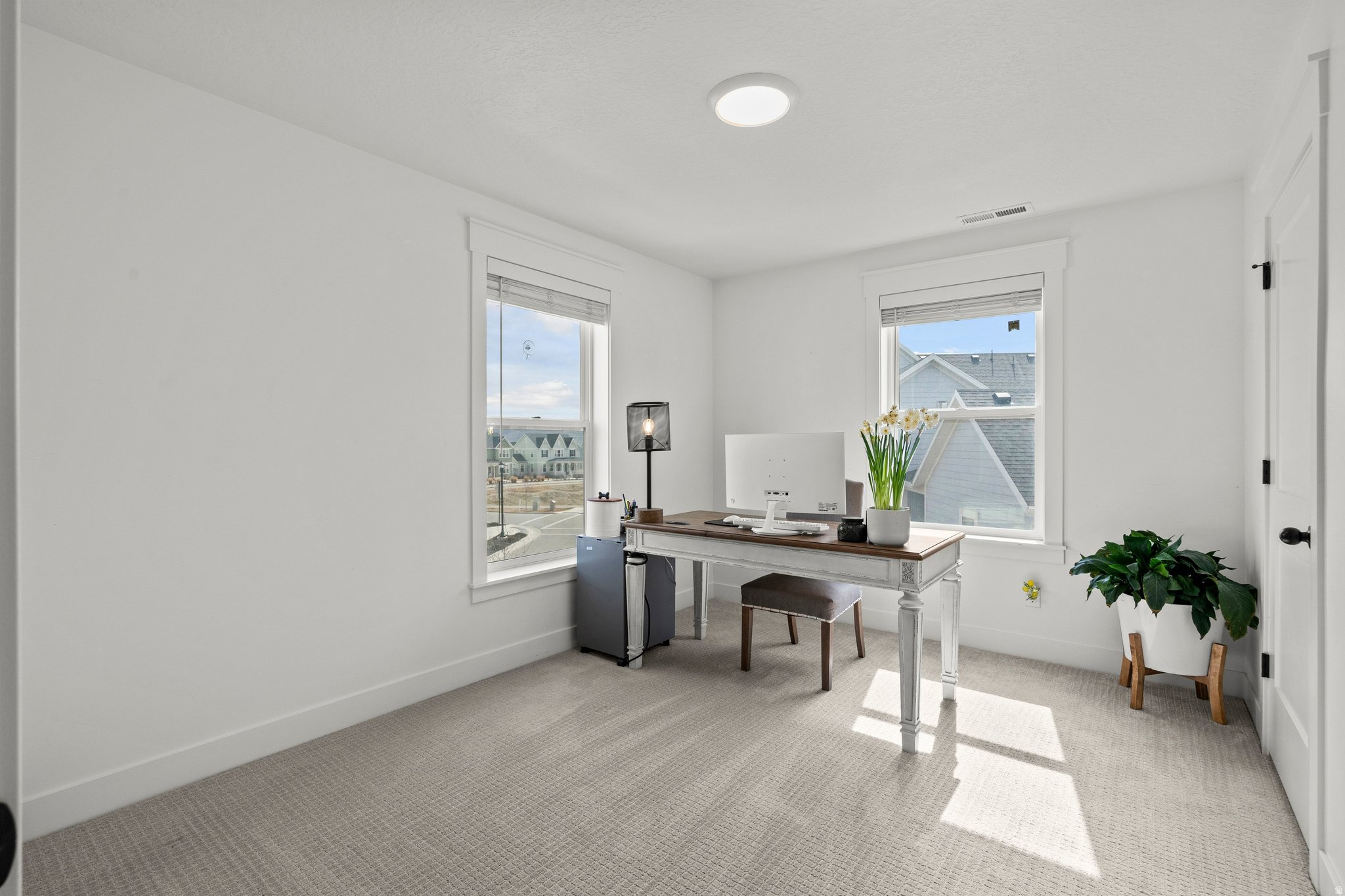 DAYBREAK - Residential