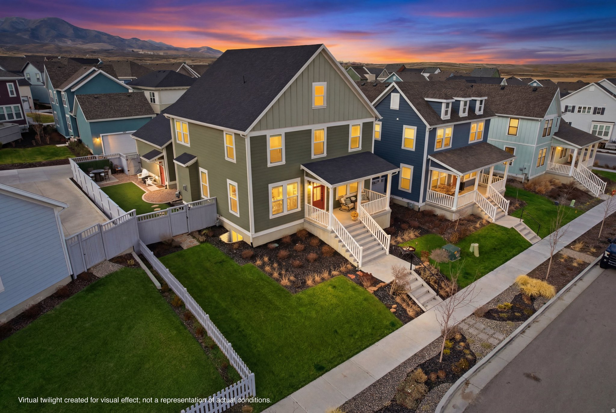 DAYBREAK - Residential