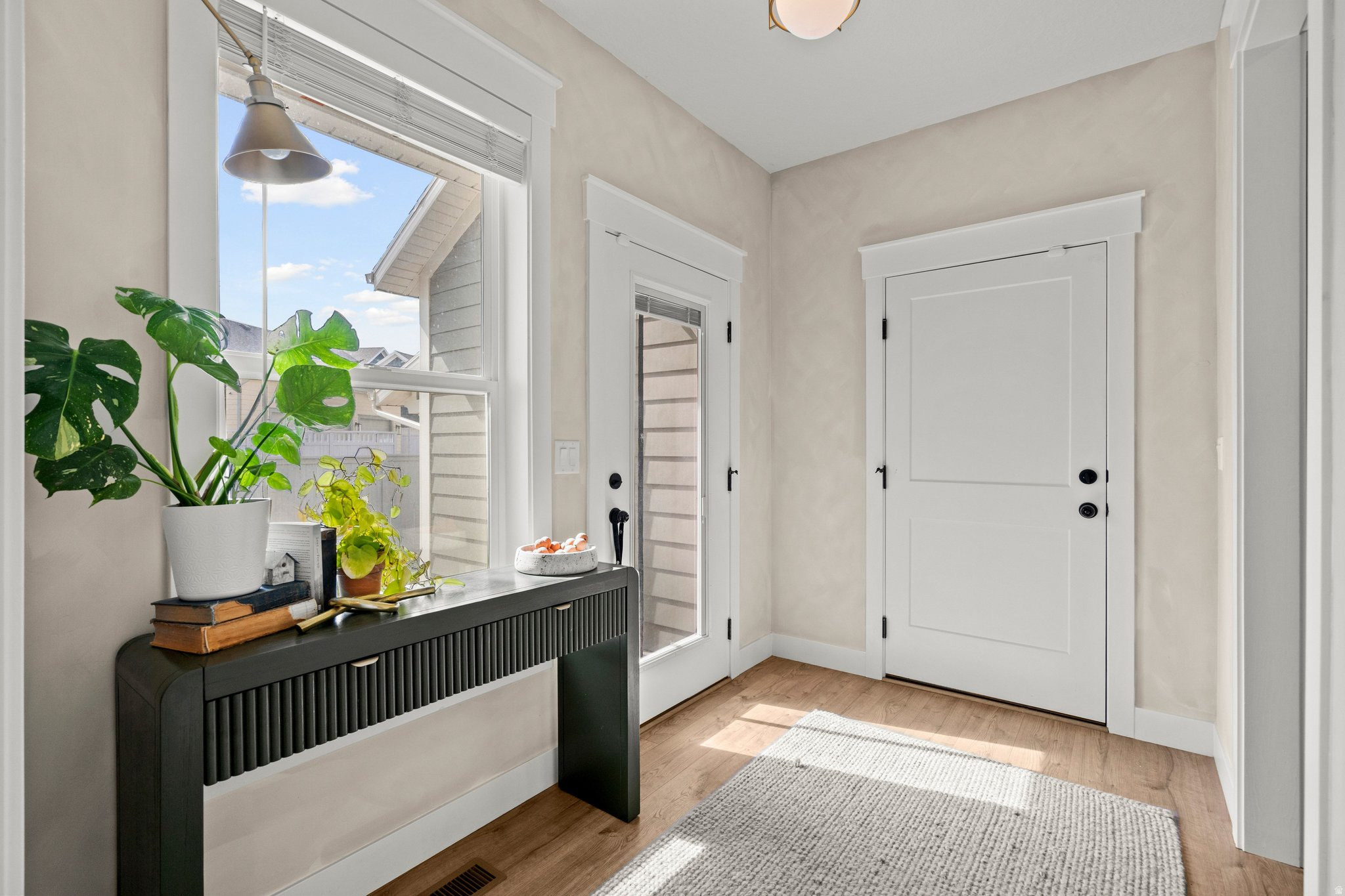 DAYBREAK - Residential