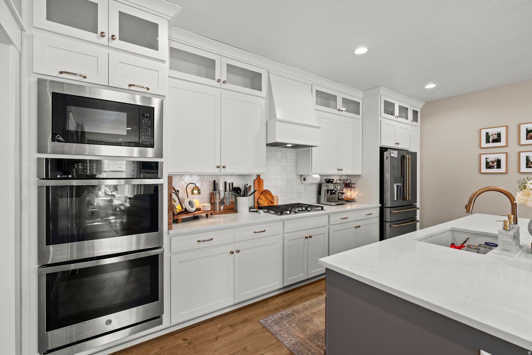 DAYBREAK - Residential