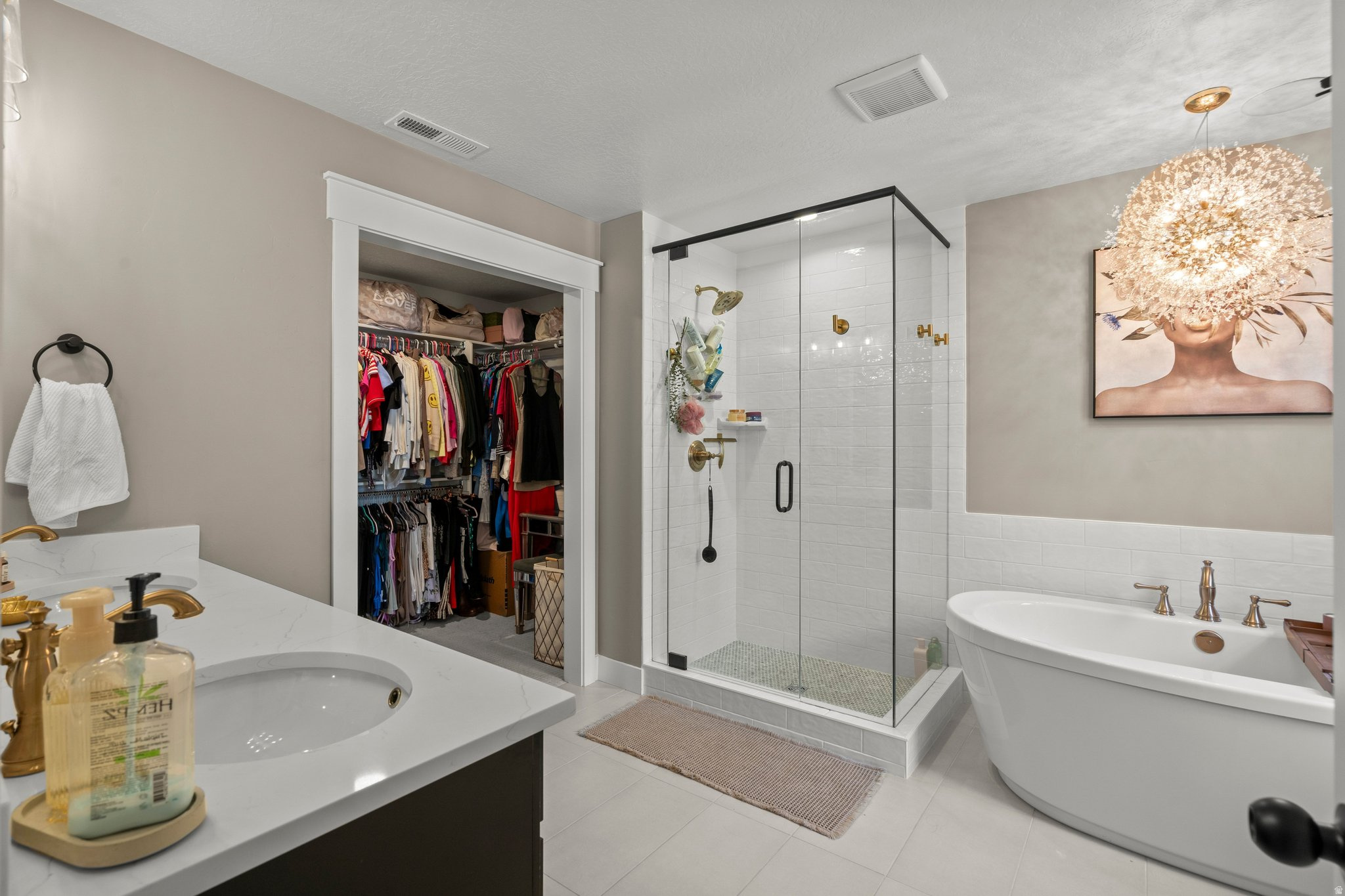 DAYBREAK - Residential