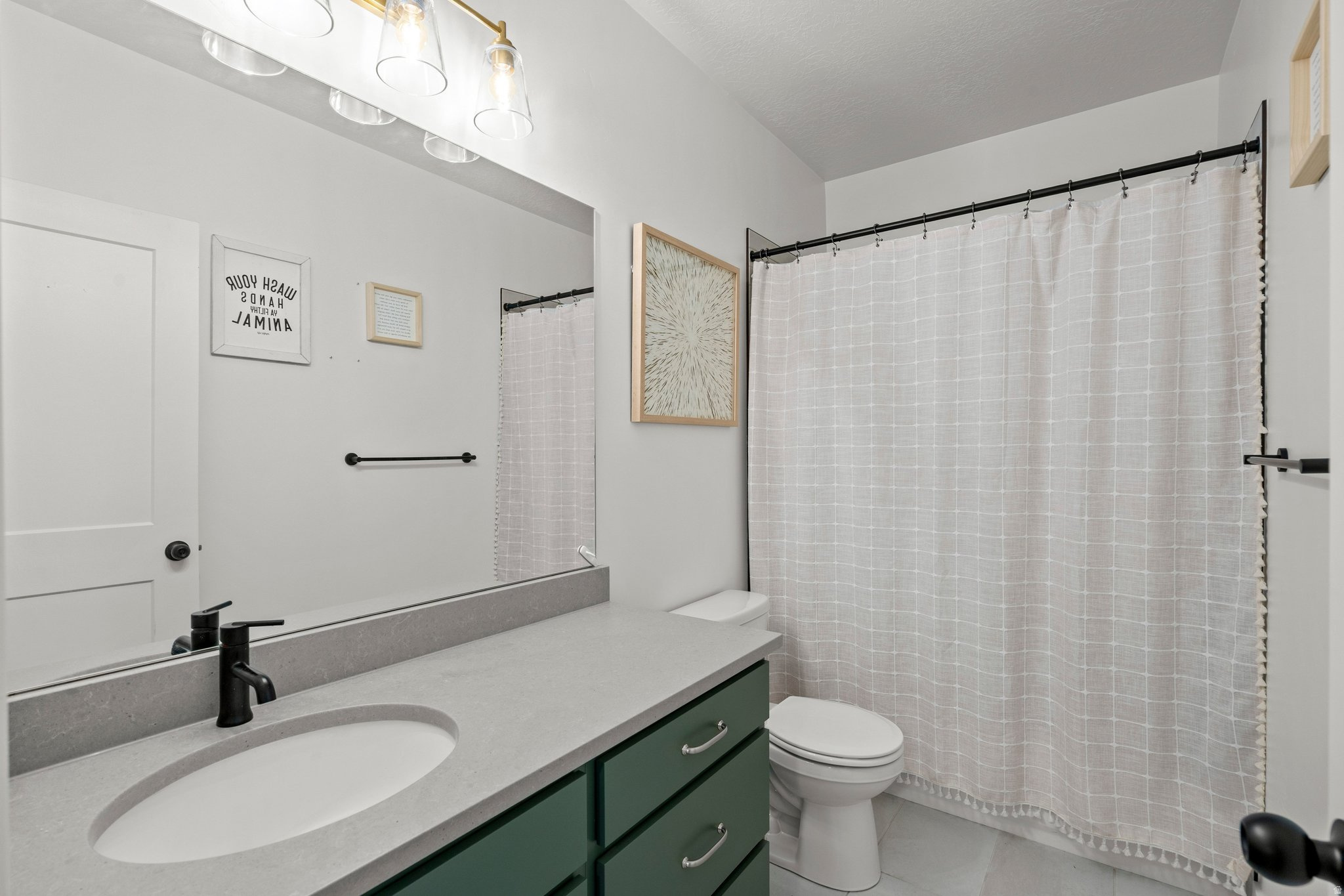 DAYBREAK - Residential