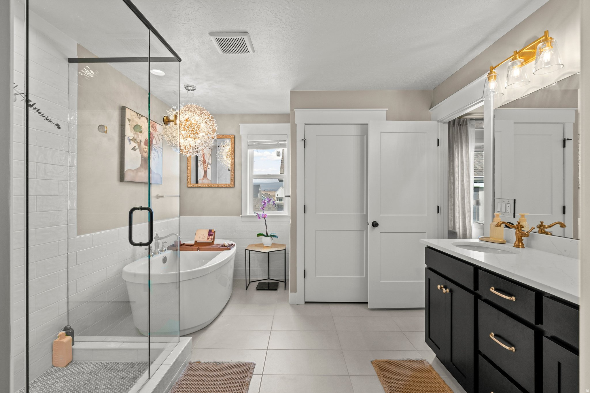 DAYBREAK - Residential