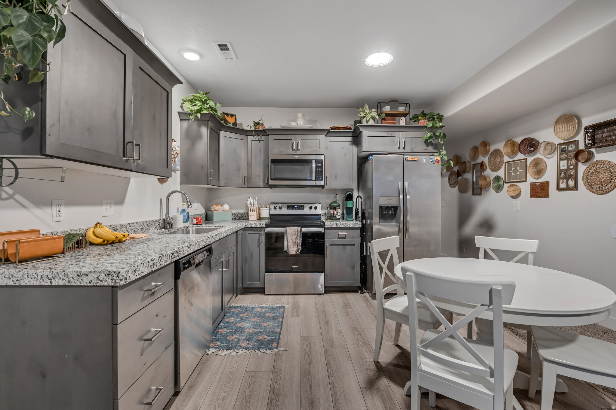 SILVERLAKE - Residential