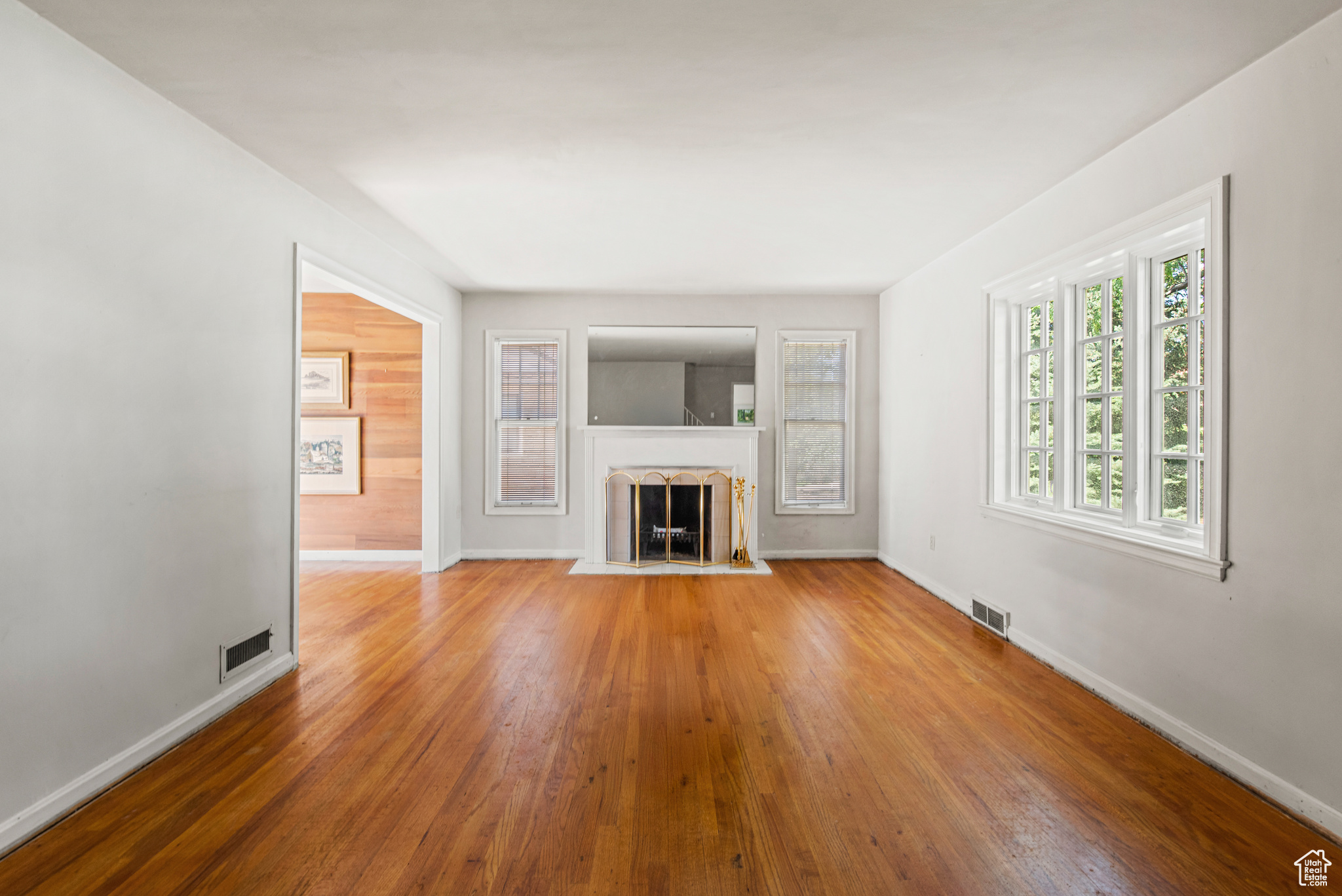 LOT 4, BLK 1 - Residential