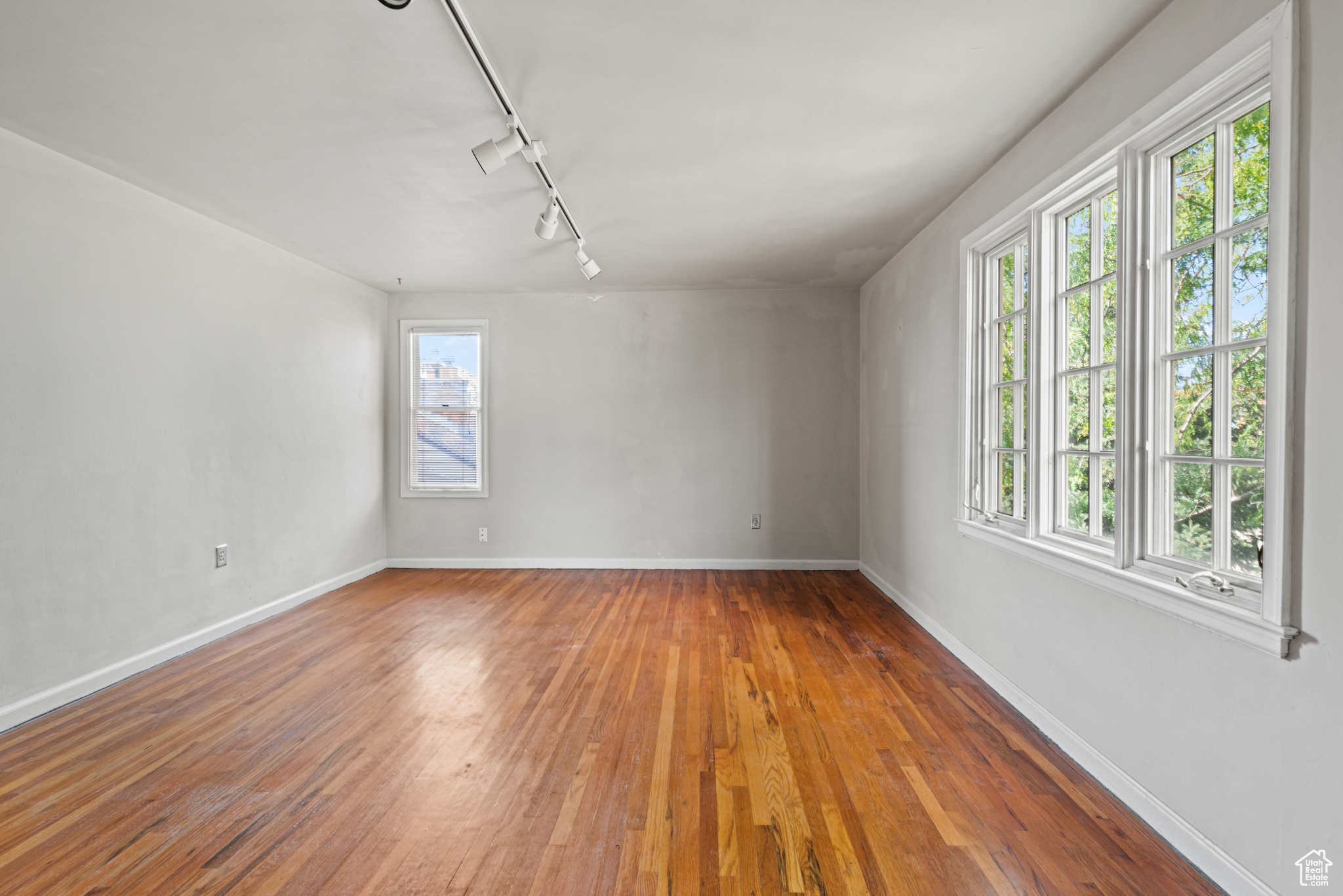 LOT 4, BLK 1 - Residential