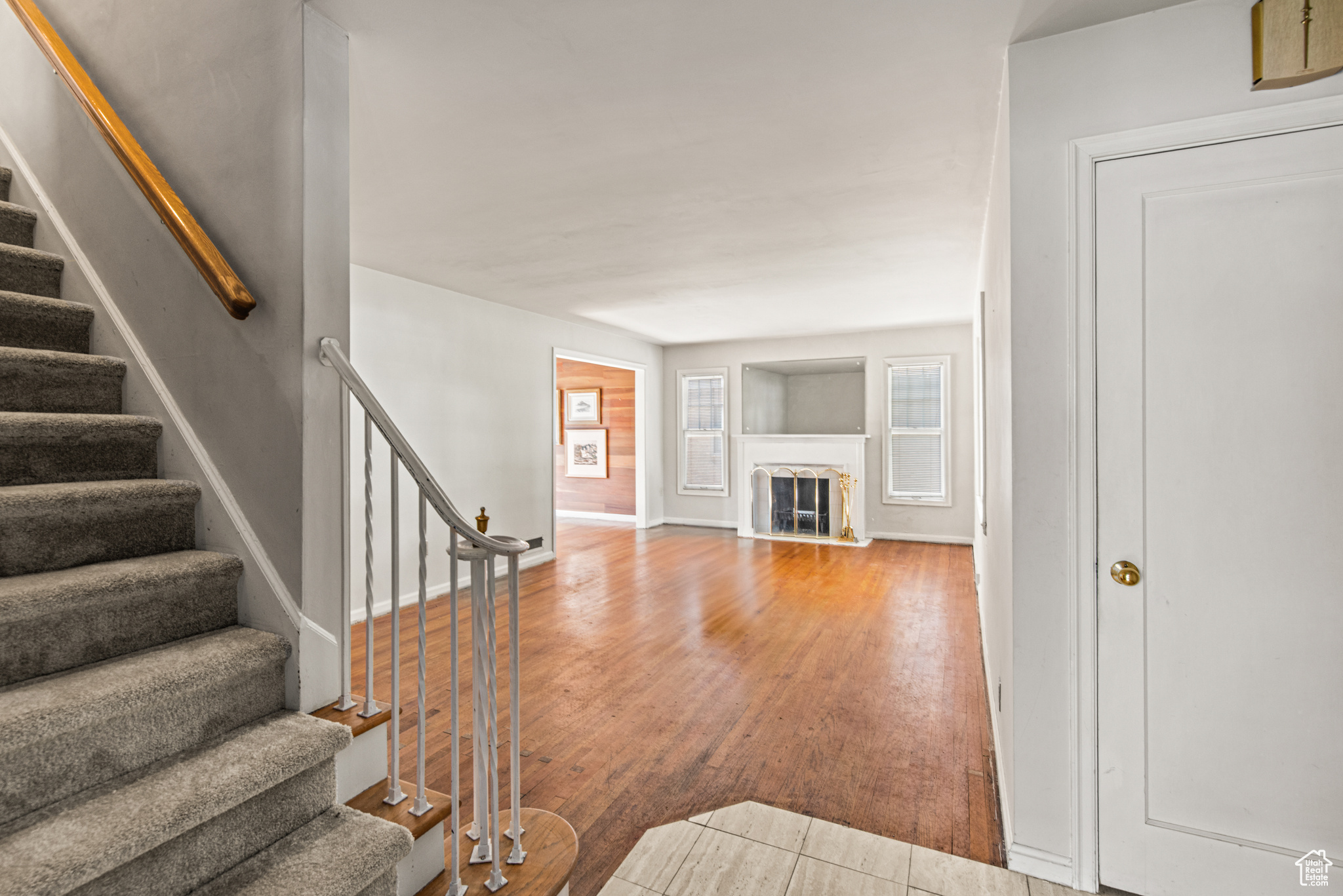 LOT 4, BLK 1 - Residential