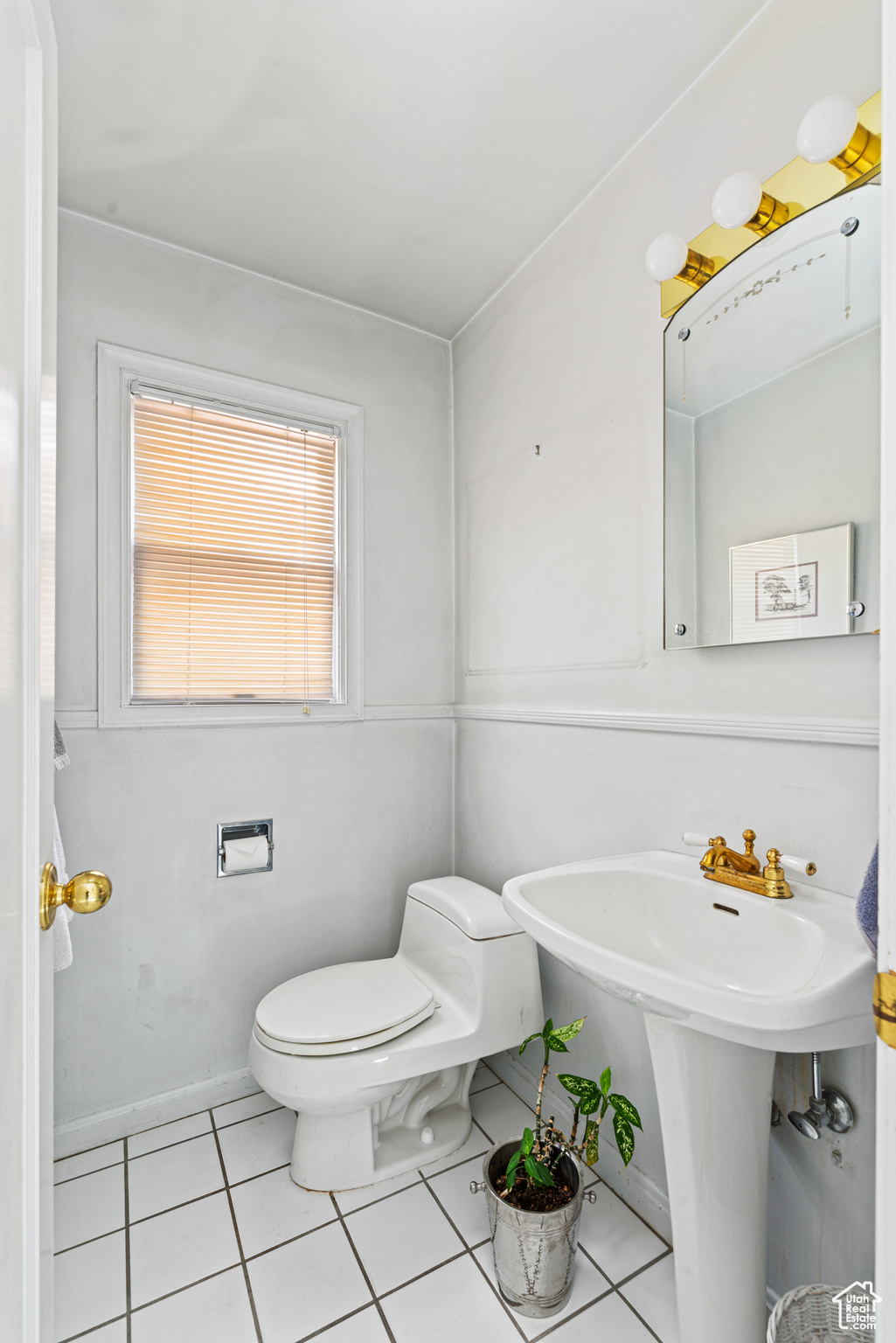 LOT 4, BLK 1 - Residential