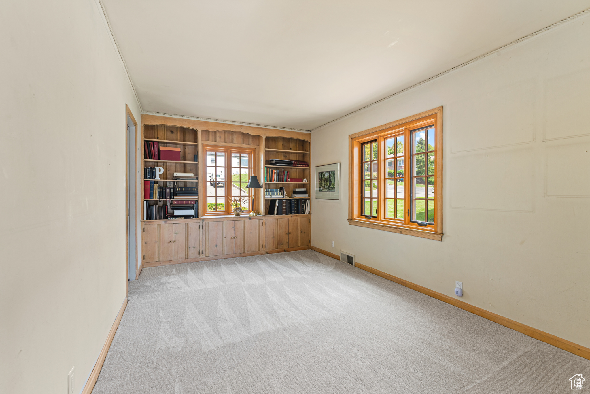 LOT 4, BLK 1 - Residential