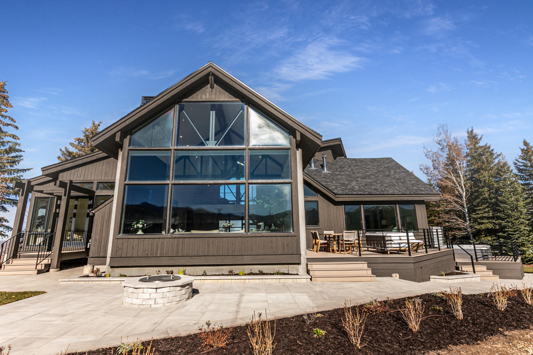 EAGLE WAY PLAT AMENDMENT SUBDIVISION - Residential Lease