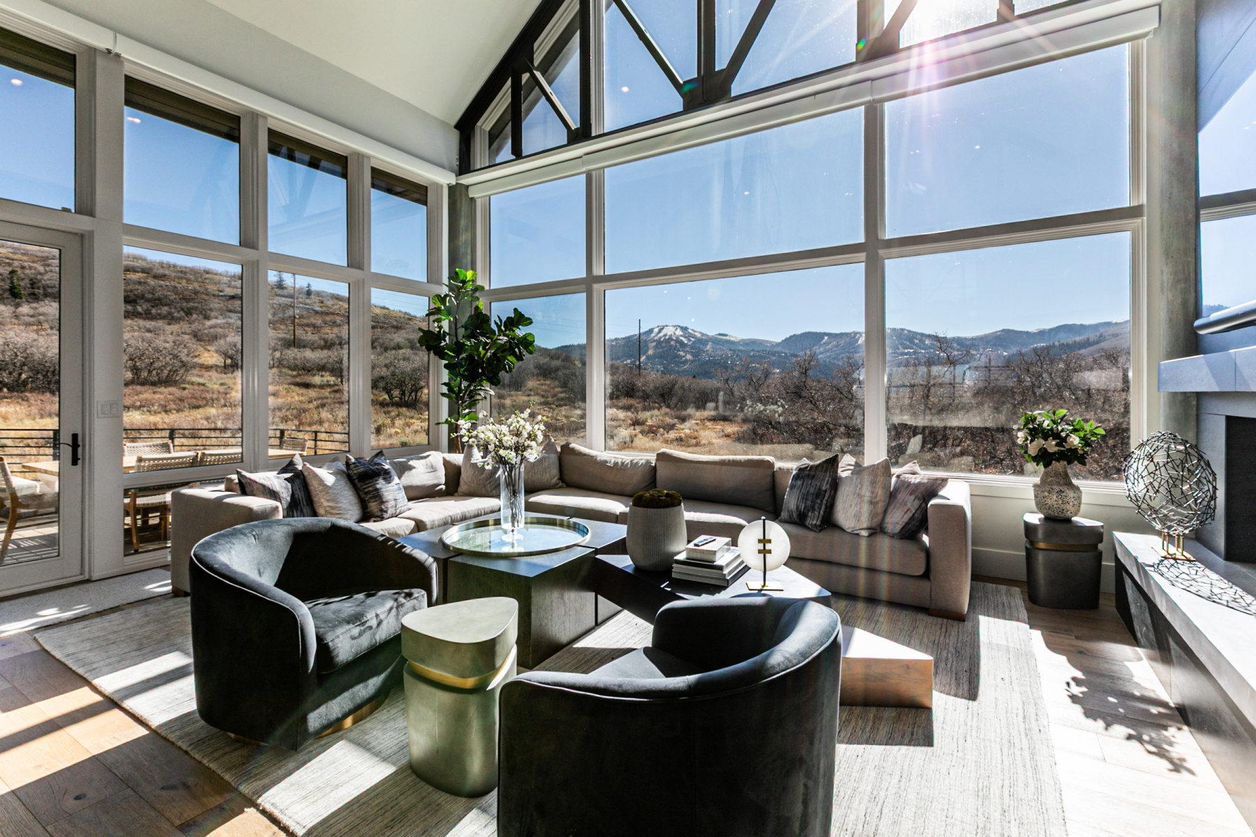 EAGLE WAY PLAT AMENDMENT SUBDIVISION - Residential Lease