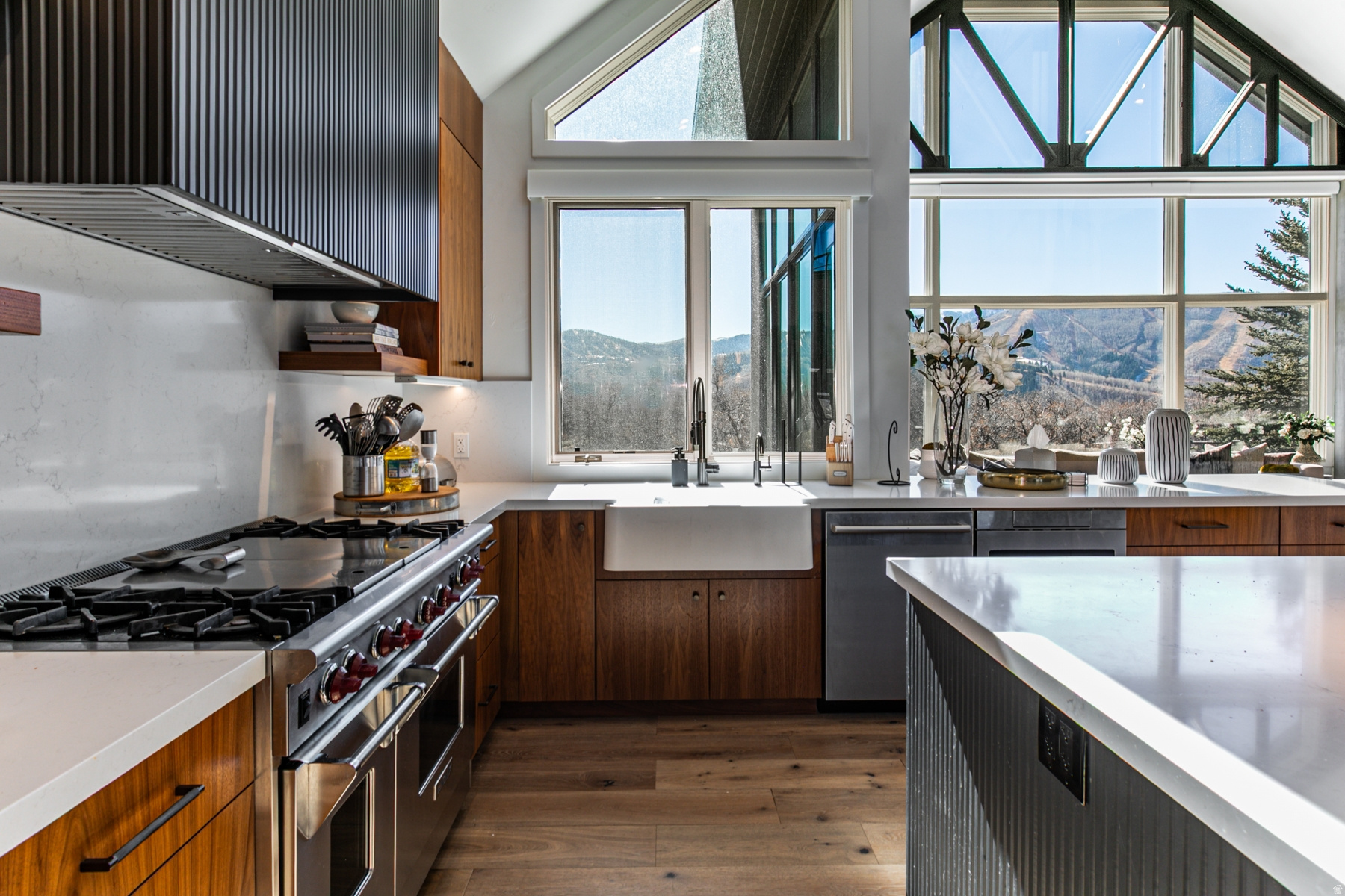 EAGLE WAY PLAT AMENDMENT SUBDIVISION - Residential Lease