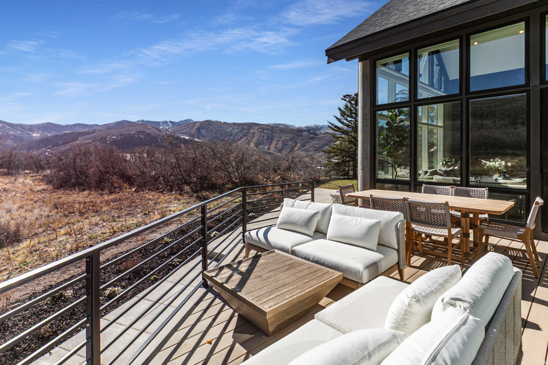 EAGLE WAY PLAT AMENDMENT SUBDIVISION - Residential Lease