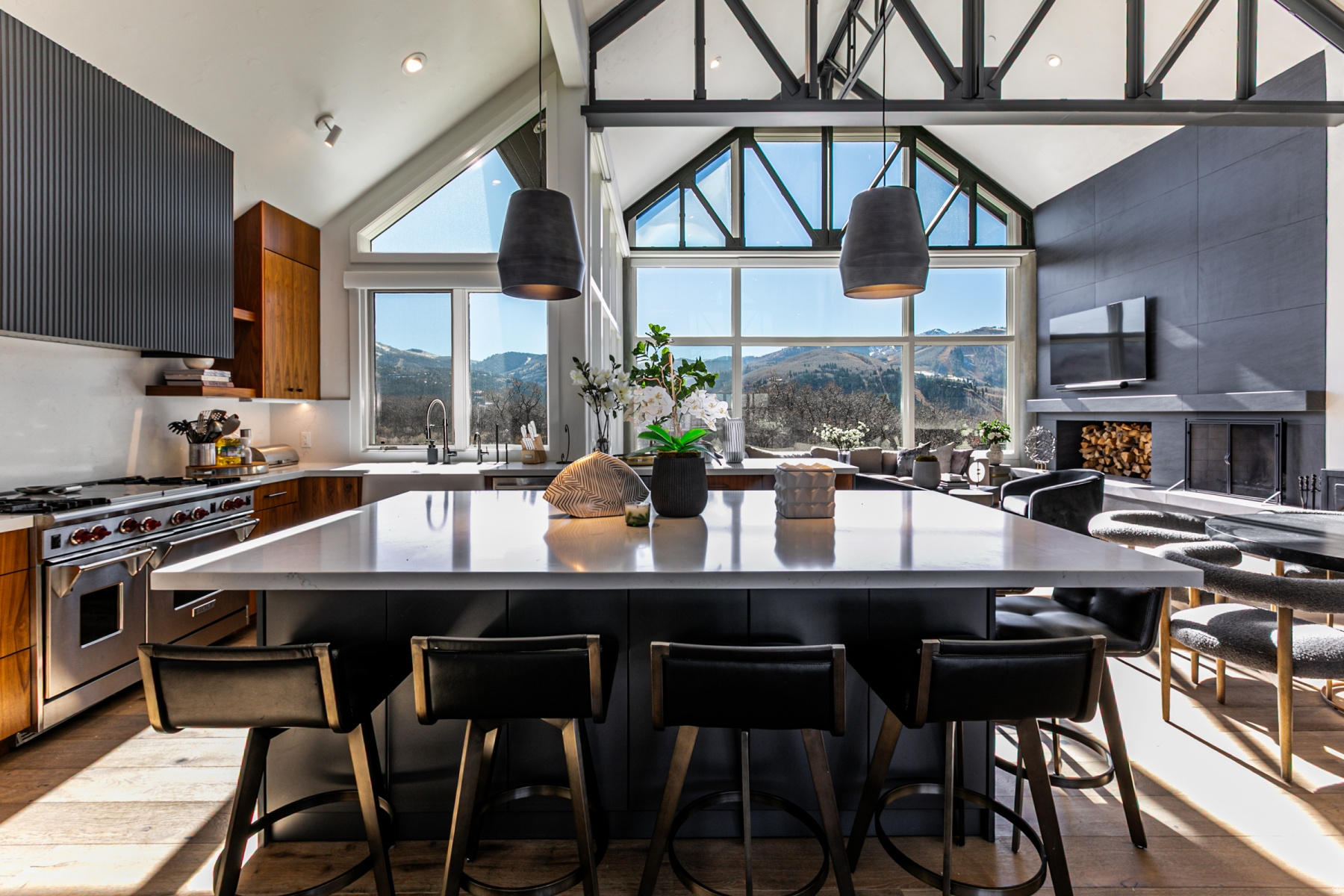 EAGLE WAY PLAT AMENDMENT SUBDIVISION - Residential Lease