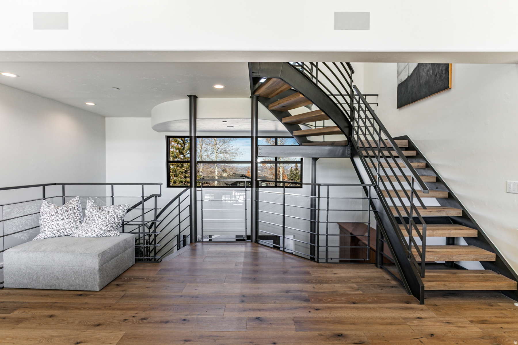 EAGLE WAY PLAT AMENDMENT SUBDIVISION - Residential Lease