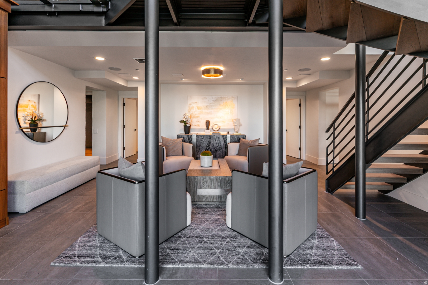 EAGLE WAY PLAT AMENDMENT SUBDIVISION - Residential Lease