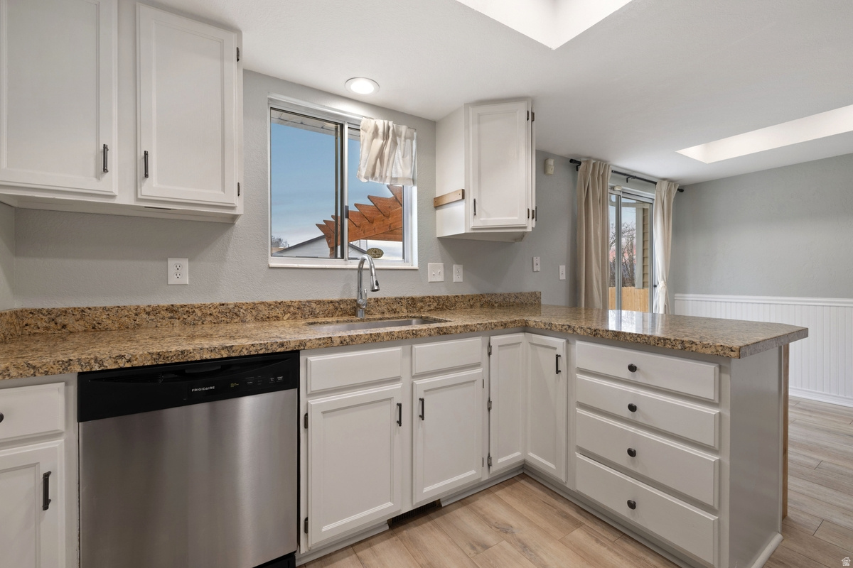 WHITE CITY - Residential